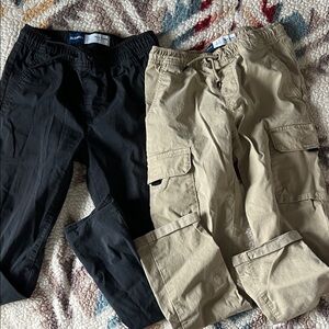 Old Navy Boys Cargo Pants in Black and Tan